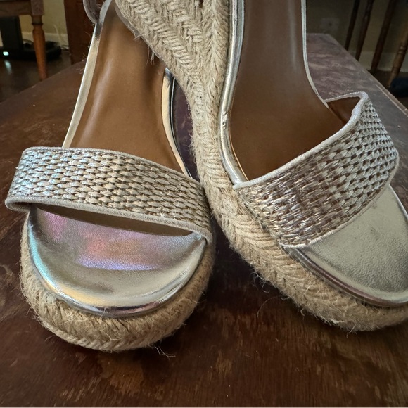 Silver Size 10 wedge sandals. EUC. - Picture 2 of 11